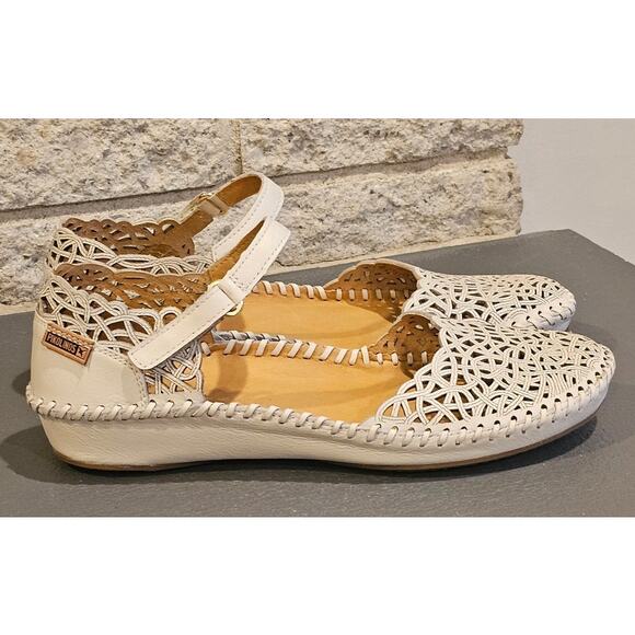 Pikolinos Puerto Vallarta Perforated Leather Mary Jane Flats, White, Sz 8.5 - Picture 1 of 9